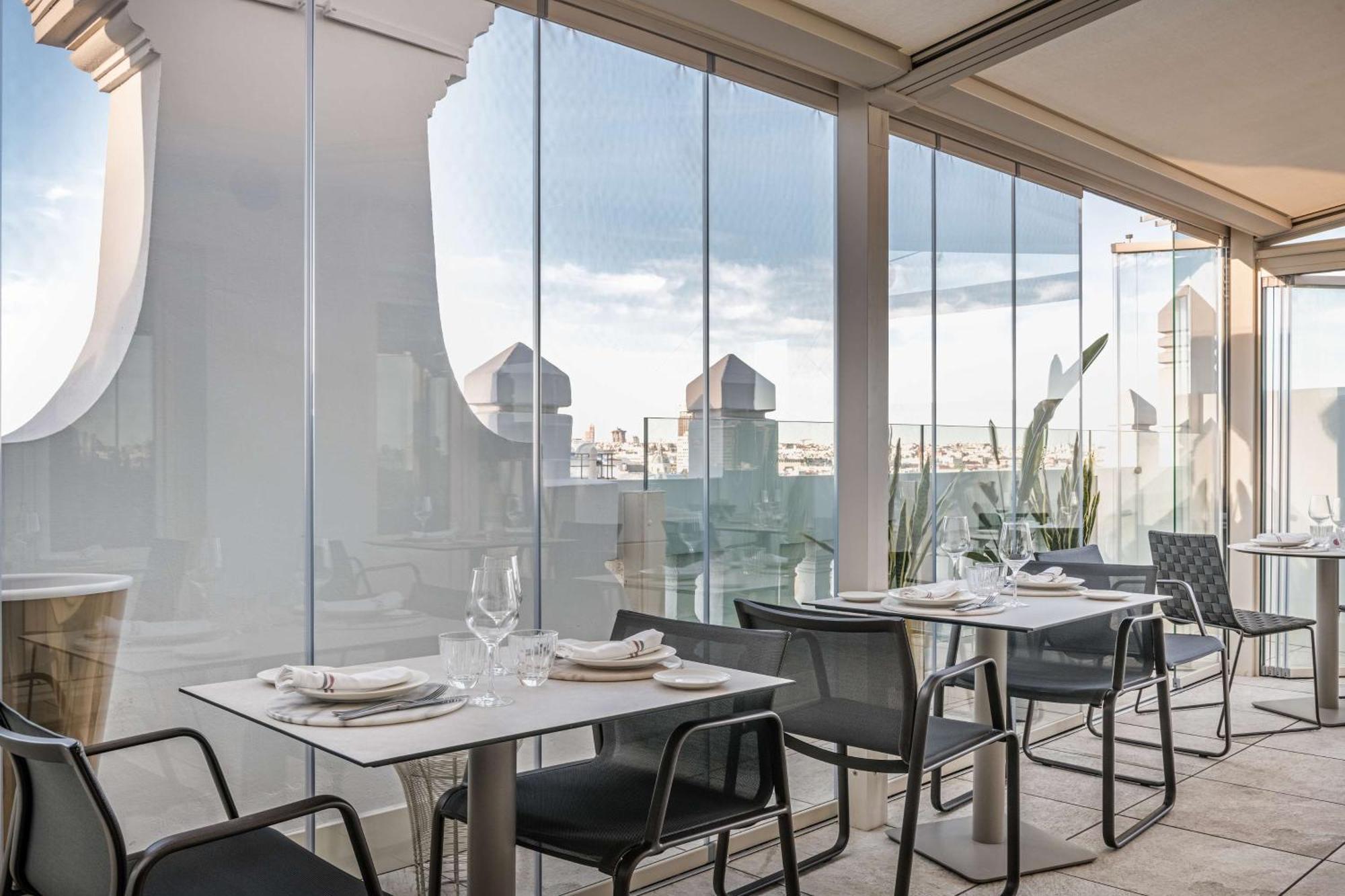NH Collection Madrid Gran Vía Hotel Exterior foto