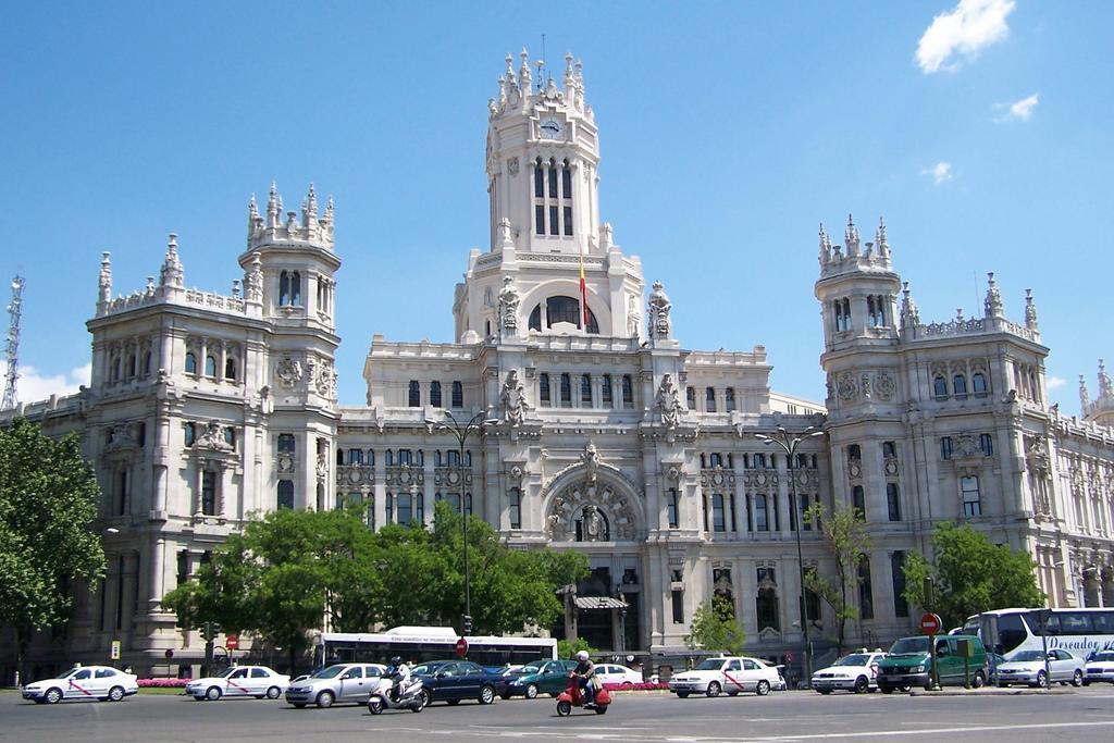 NH Collection Madrid Gran Vía Hotel Exterior foto